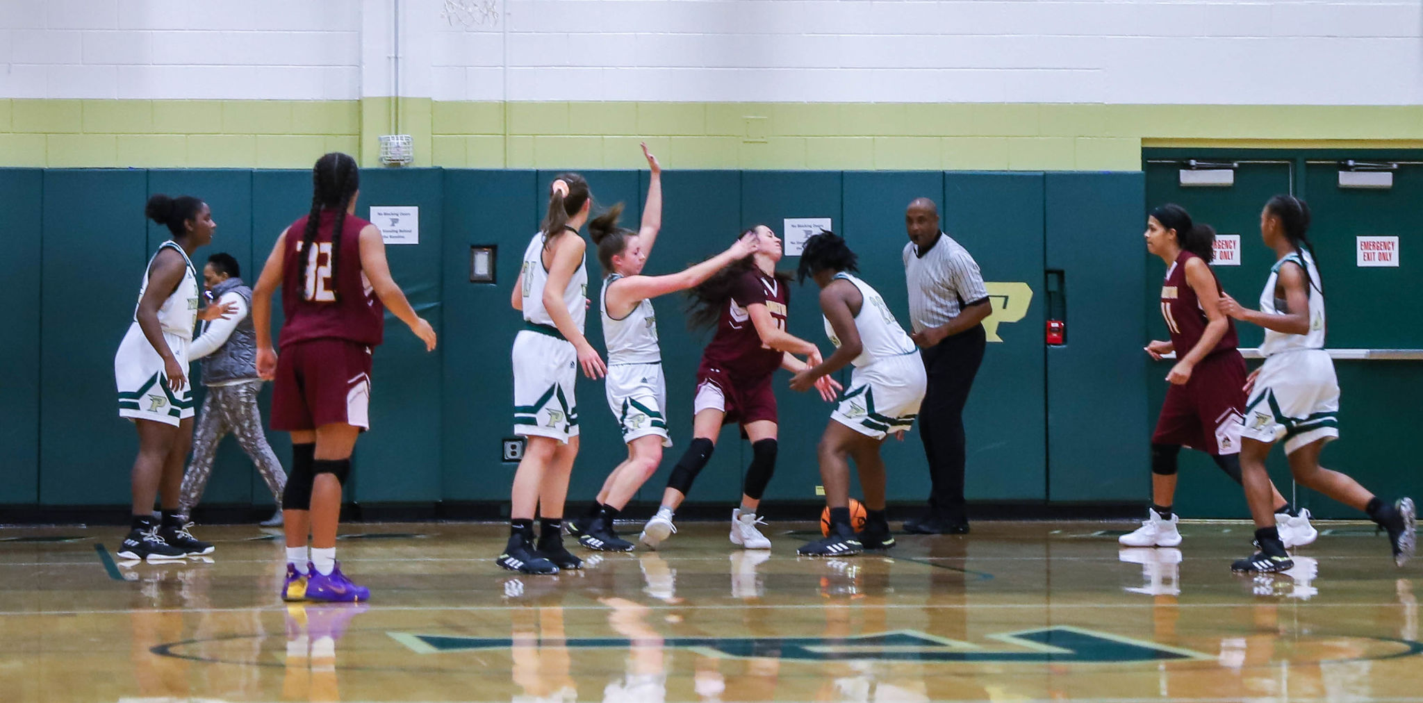 Lady Patriots Beat Lumberton-4.jpg